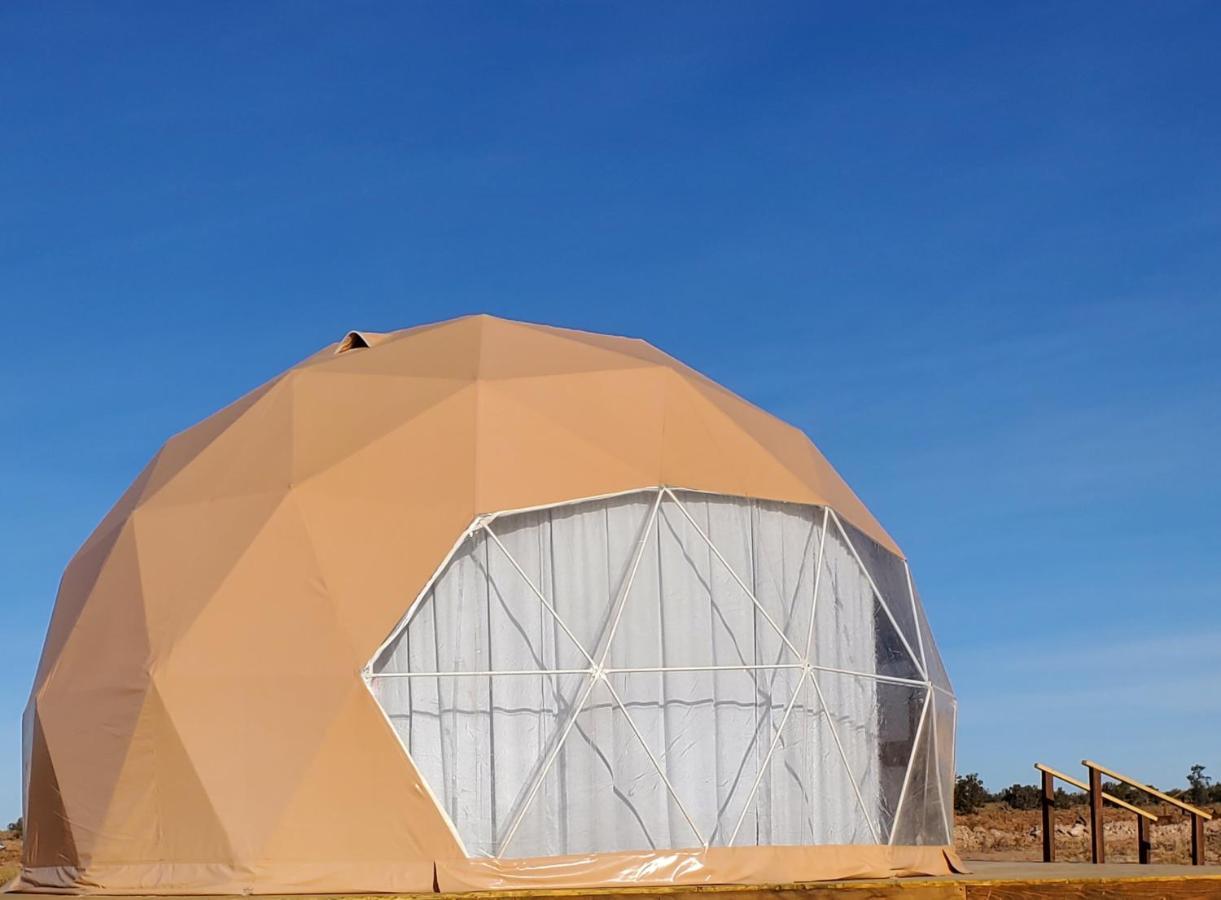Clear Sky Resorts - Grand Canyon - Unique Sky Domes ヴァジェ エクステリア 写真