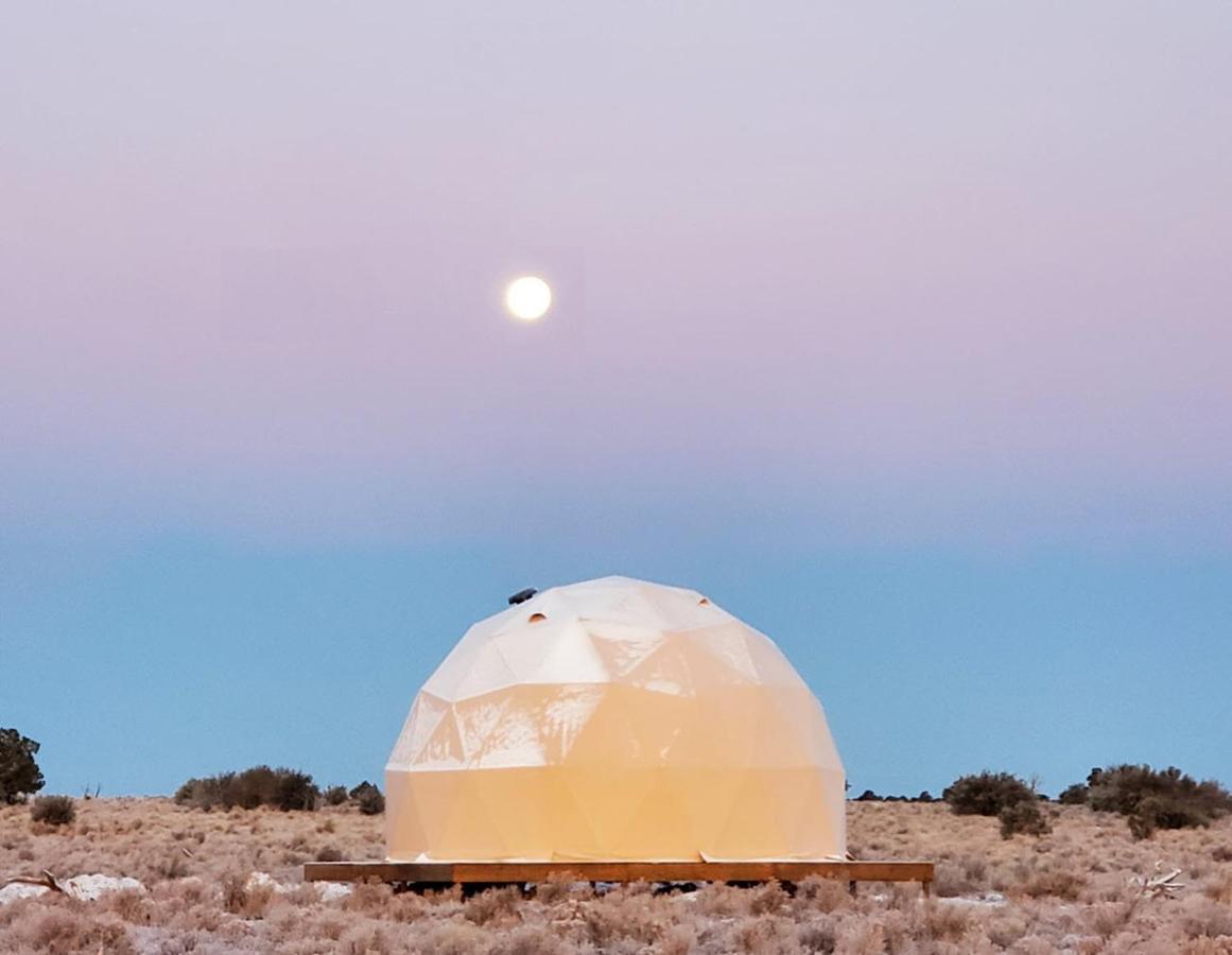 Clear Sky Resorts - Grand Canyon - Unique Sky Domes ヴァジェ エクステリア 写真