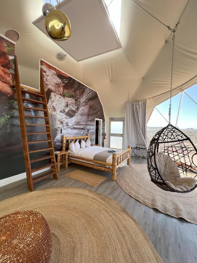 Clear Sky Resorts - Grand Canyon - Unique Sky Domes ヴァジェ エクステリア 写真
