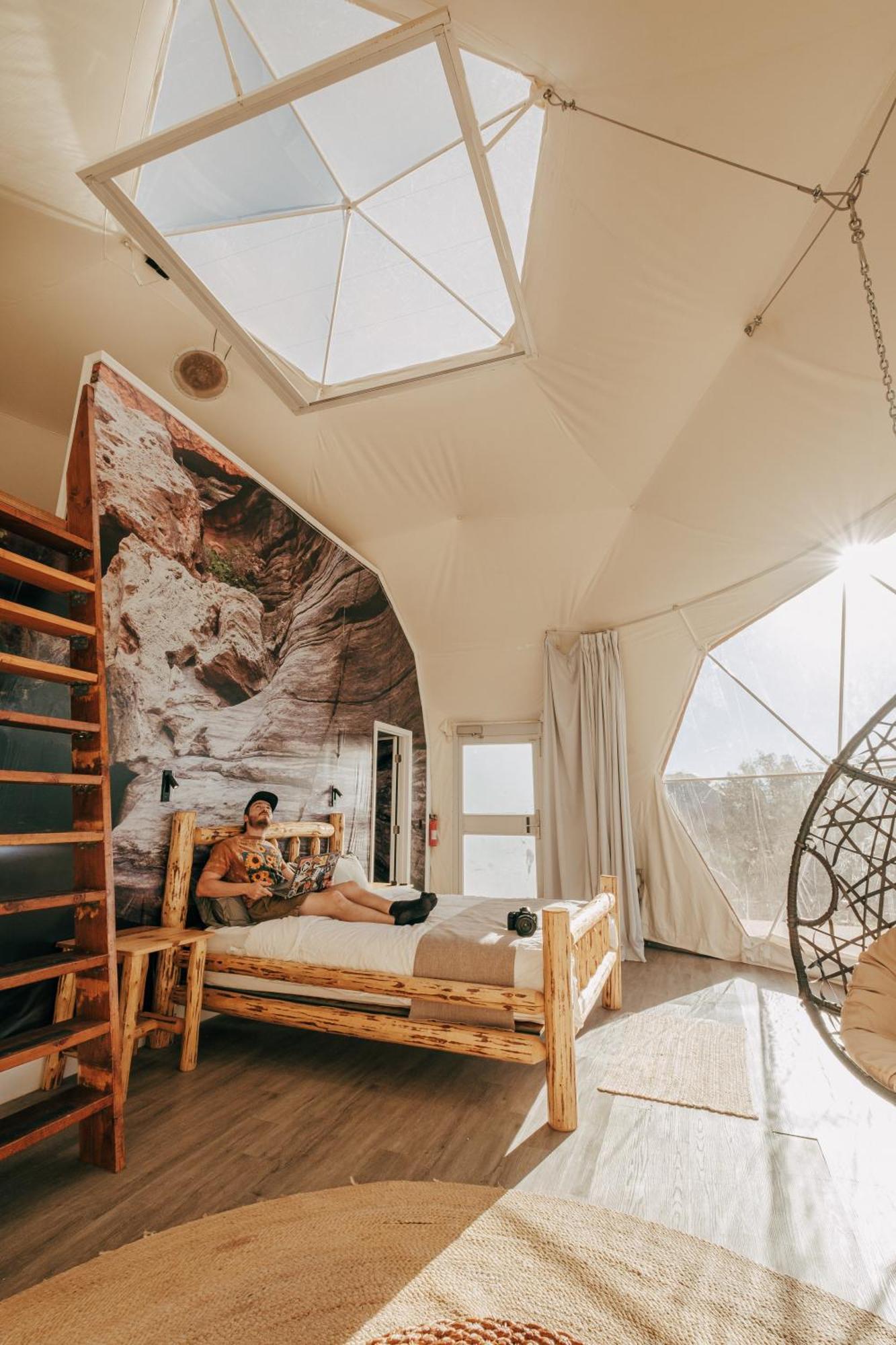 Clear Sky Resorts - Grand Canyon - Unique Sky Domes ヴァジェ エクステリア 写真